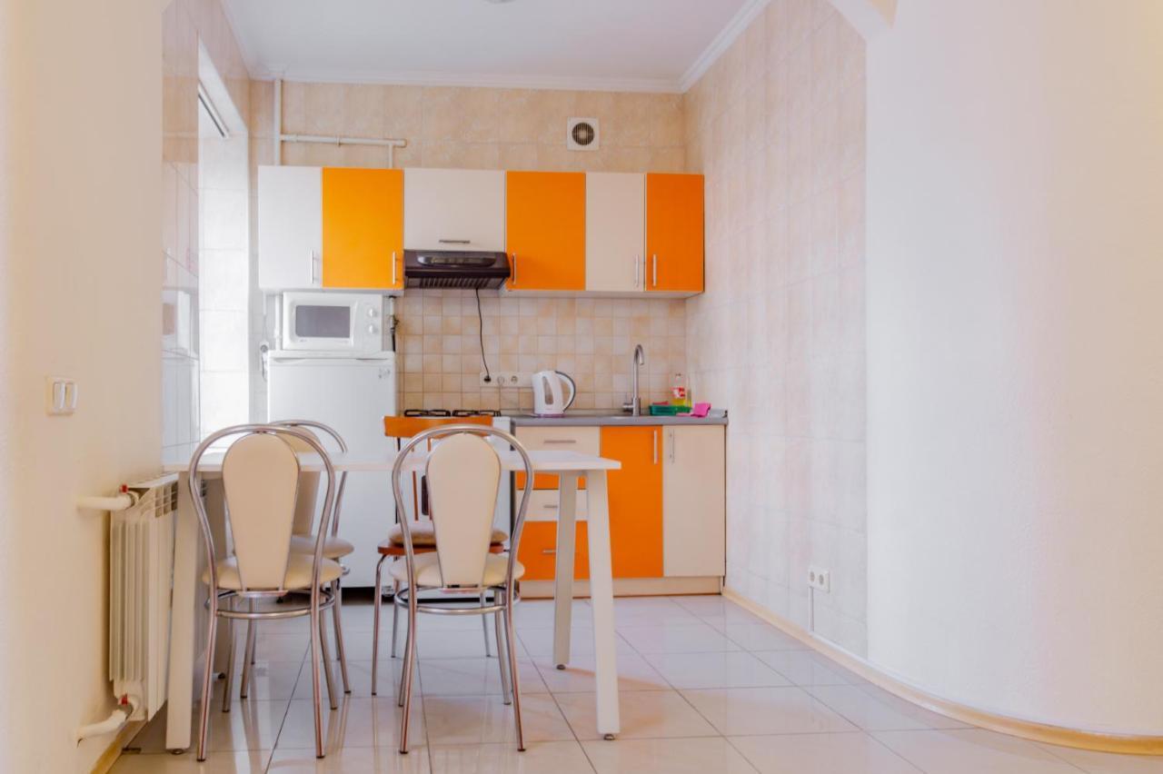 Apartment Triokhsviatytelskaya Street 3 Kijów Zewnętrze zdjęcie